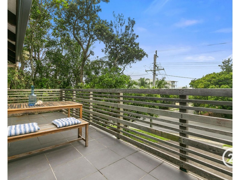 1-2/3 Henderson Street, Sunshine Beach QLD 4567