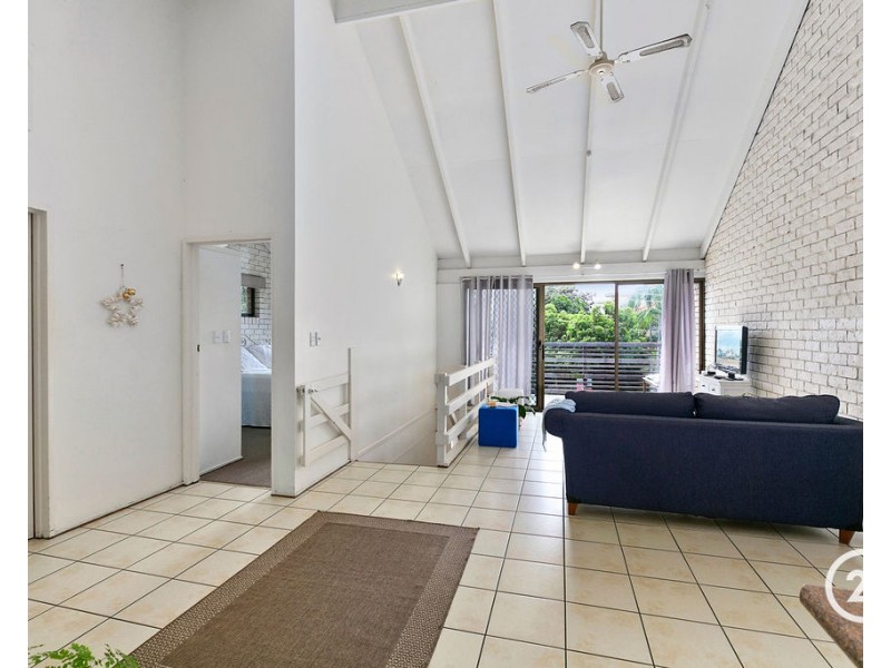 1-2/3 Henderson Street, Sunshine Beach QLD 4567