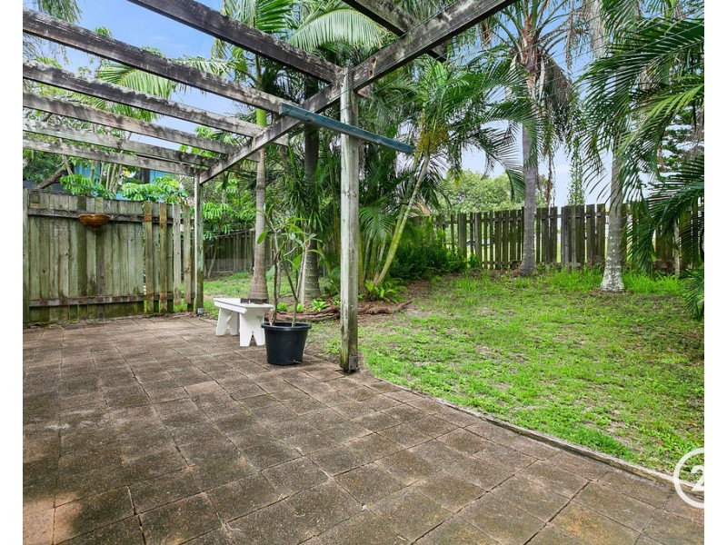 1-2/3 Henderson Street, Sunshine Beach QLD 4567