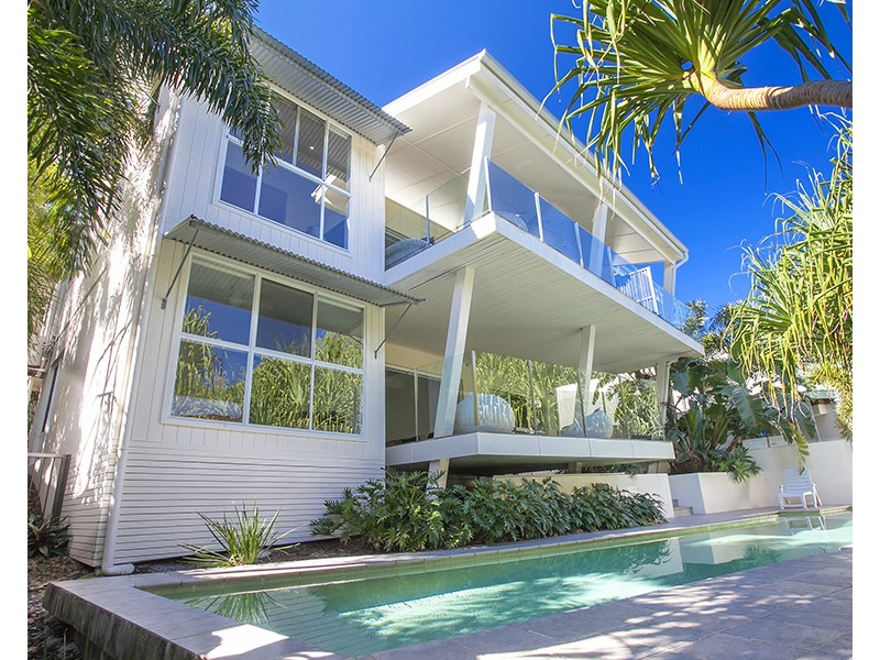 17 Whale Drive, Sunshine Beach QLD 4567