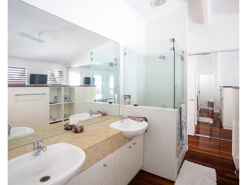 17 Whale Drive, Sunshine Beach QLD 4567