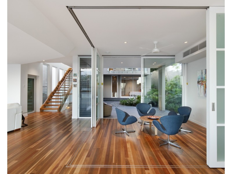 29 McAnally Drive, Sunshine Beach QLD 4567