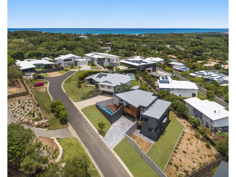 6 Shanagolden Court, Yaroomba QLD 4573