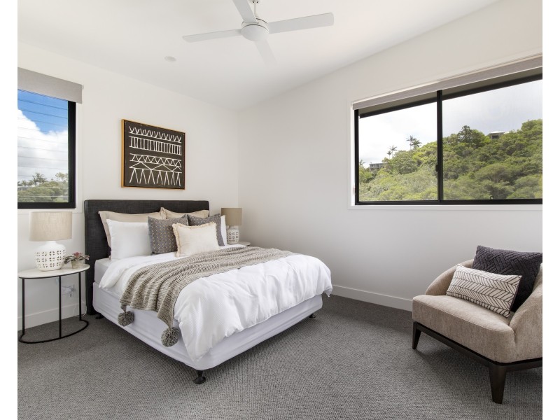 6 Shanagolden Court, Yaroomba QLD 4573