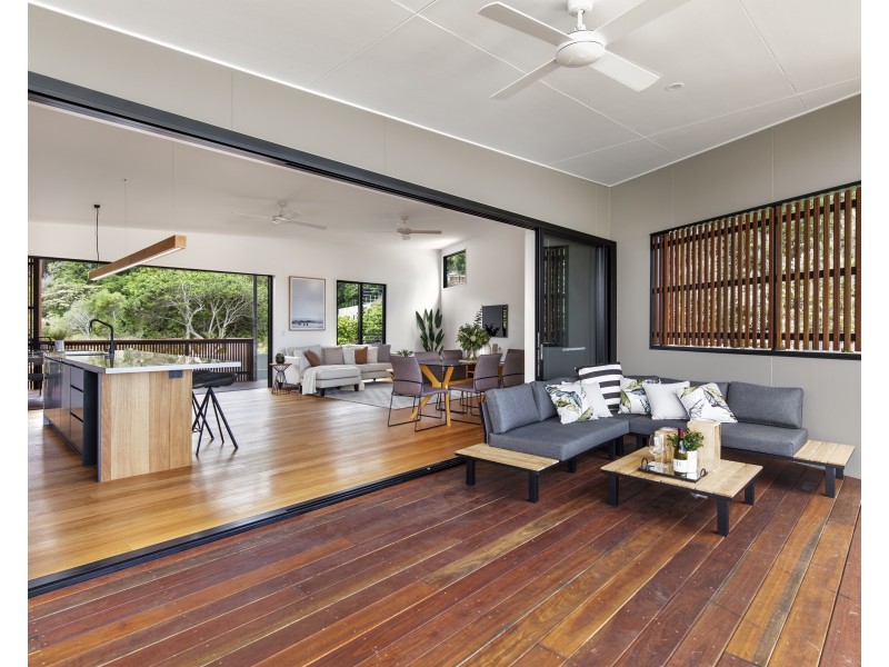 6 Shanagolden Court, Yaroomba QLD 4573