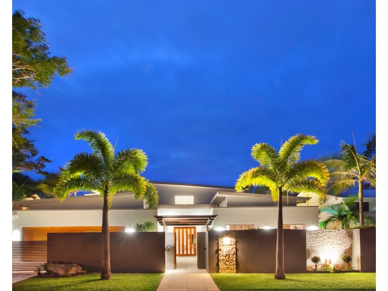 18 Mossman Court, Noosa Heads QLD 4567