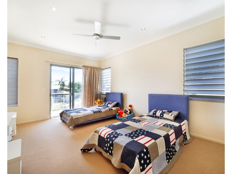 18 Mossman Court, Noosa Heads QLD 4567