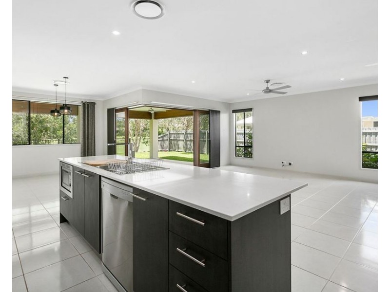 209 Balgownie Drive, Peregian Springs QLD 4573