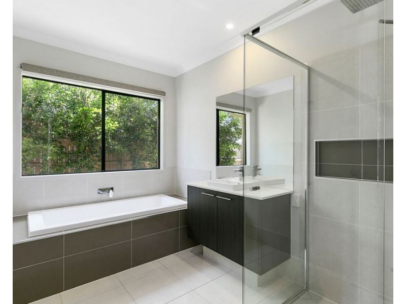 209 Balgownie Drive, Peregian Springs QLD 4573