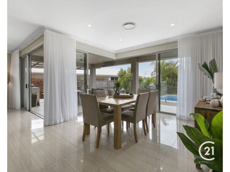 2 Beachwood Place, Peregian Springs QLD 4573