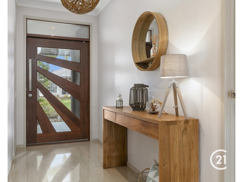 2 Beachwood Place, Peregian Springs QLD 4573