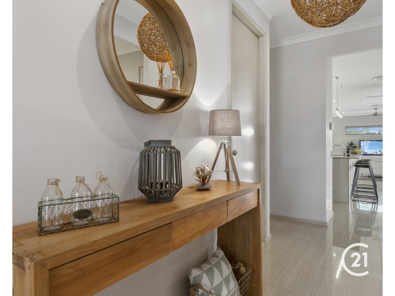 2 Beachwood Place, Peregian Springs QLD 4573