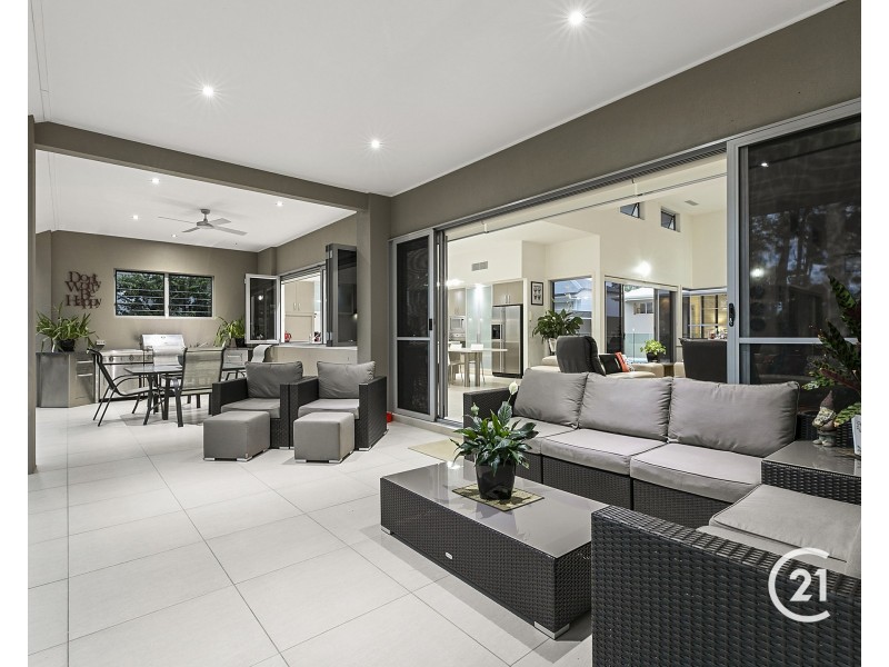 14 Lakeside Drive, Peregian Springs QLD 4573