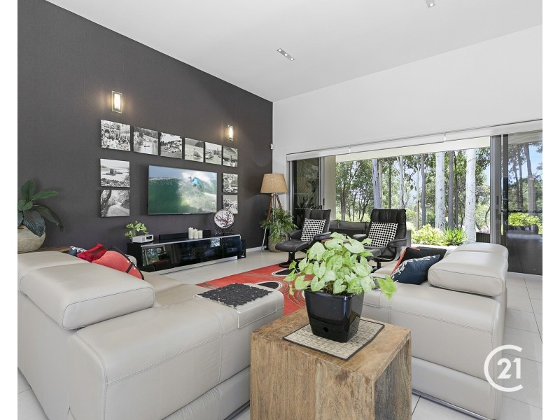 14 Lakeside Drive, Peregian Springs QLD 4573