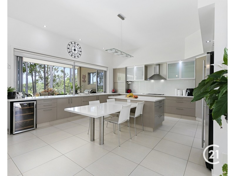 14 Lakeside Drive, Peregian Springs QLD 4573