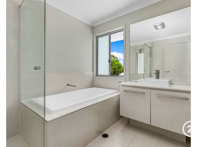 20 Moorhen Place, Noosaville QLD 4566