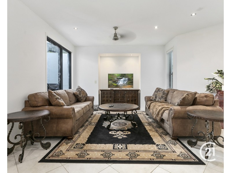 34/115 Peregian Springs Drive, Peregian Springs QLD 4573
