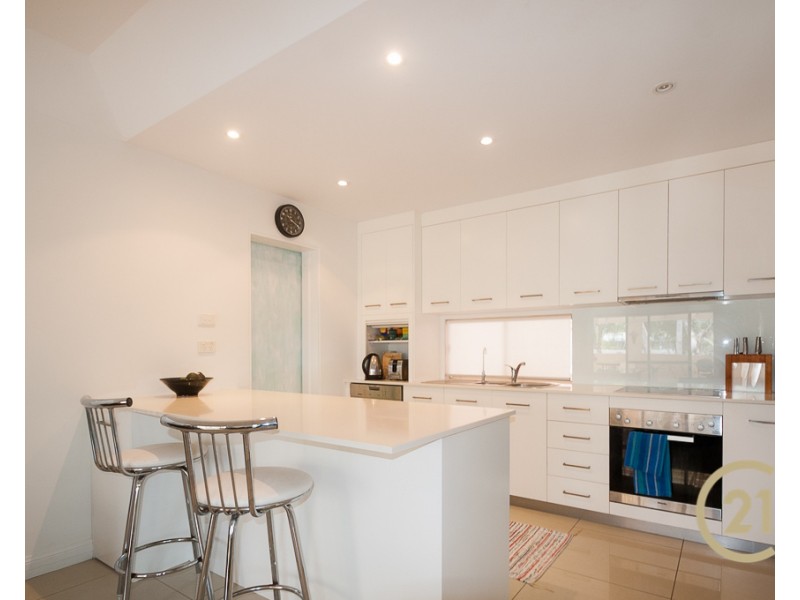 9/6 Corona Street, Sunshine Beach QLD 4567