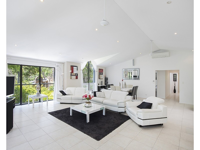 11A Little Cove Road, Noosa Heads QLD 4567