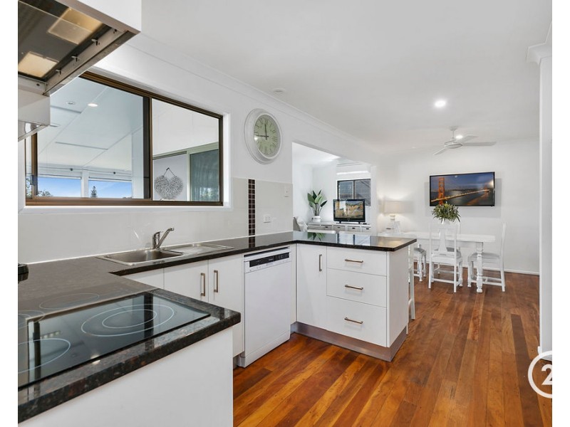 18 Pelican Street, Peregian Beach QLD 4573