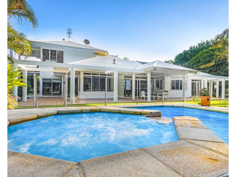 9 Upland Court, Tinbeerwah QLD 4563