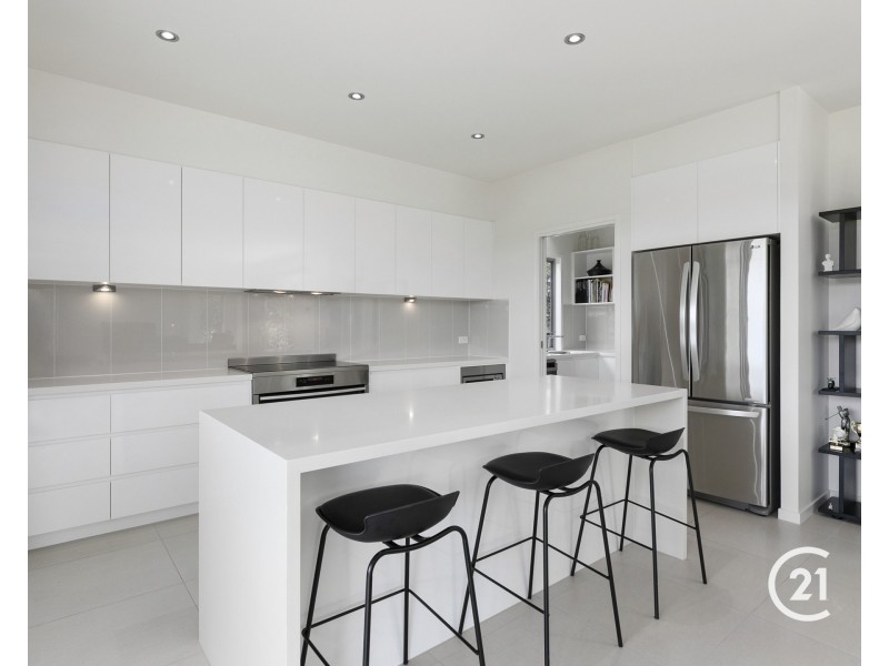 219 Balgownie Drive, Peregian Springs QLD 4573