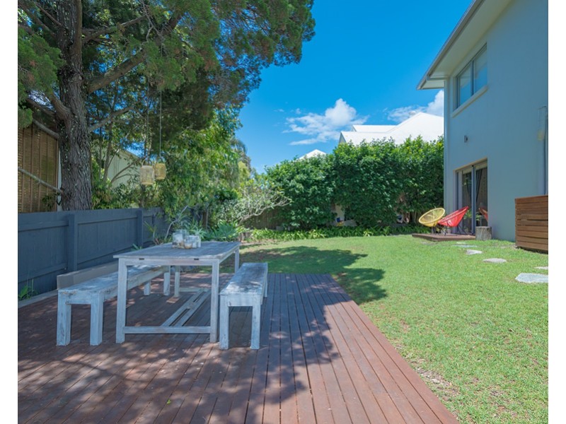 13 Toulambi Street, Noosa Heads QLD 4567