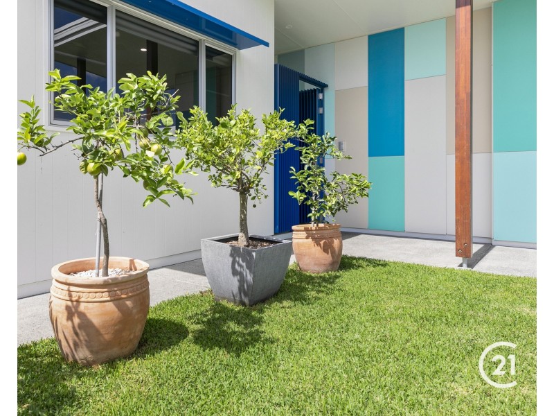 7 Surfside Lane, Mount Coolum QLD 4573