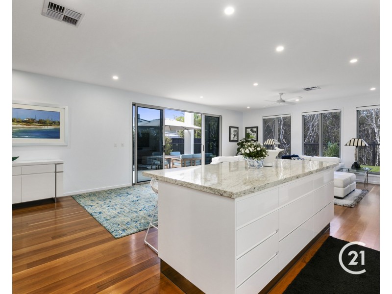 7 Surfside Lane, Mount Coolum QLD 4573