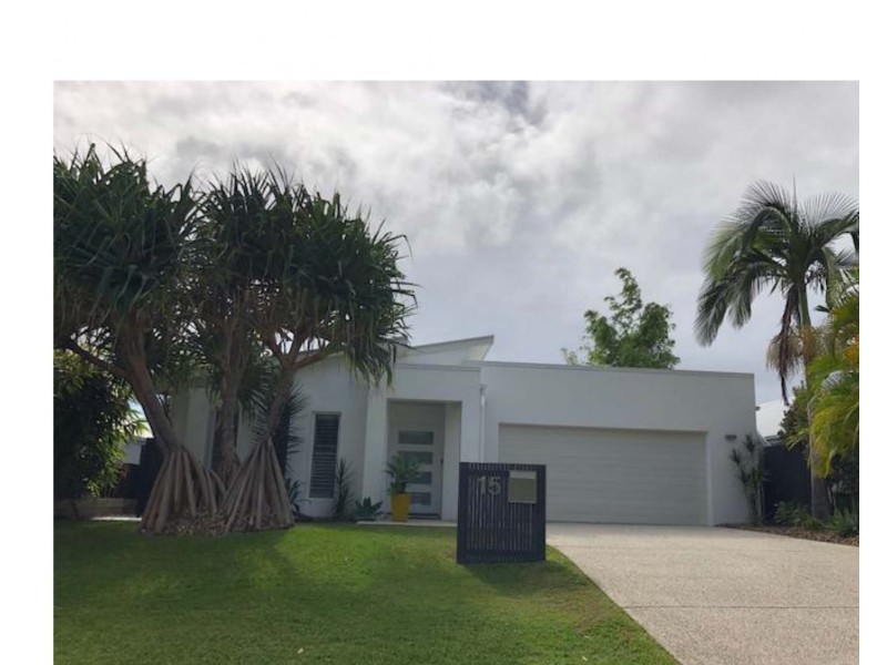 15 Maidstone Crescent, Peregian Springs QLD 4573