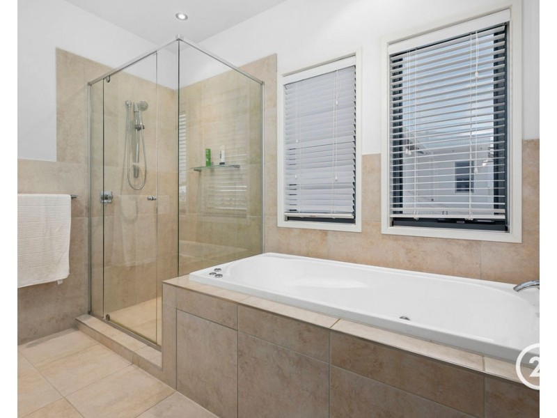 37/115 Peregian Springs Drive, Peregian Springs QLD 4573