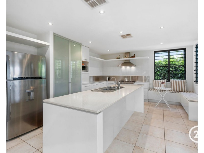 37/115 Peregian Springs Drive, Peregian Springs QLD 4573