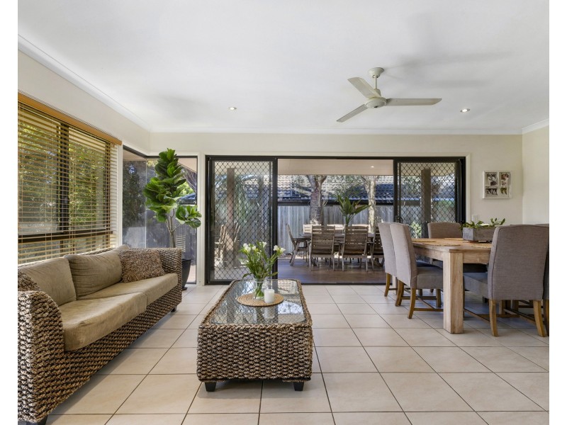 6 Fairway Parade, Peregian Springs QLD 4573