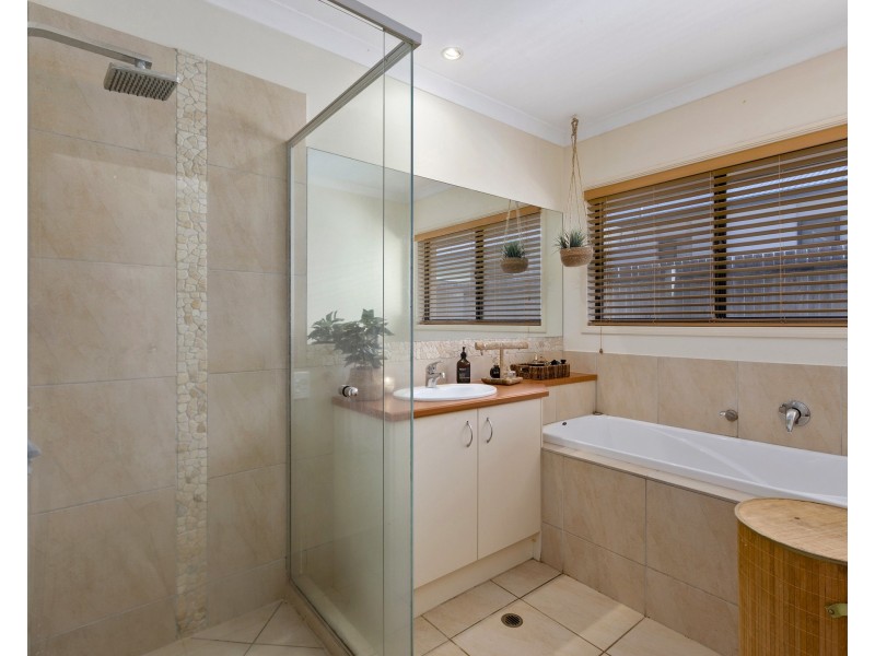 6 Fairway Parade, Peregian Springs QLD 4573