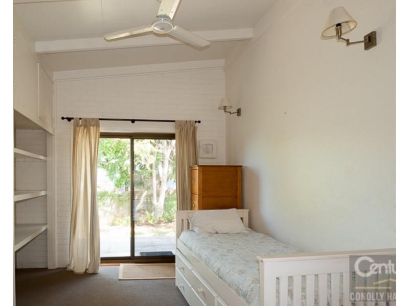 63 Pacific Avenue, Sunshine Beach QLD 4567