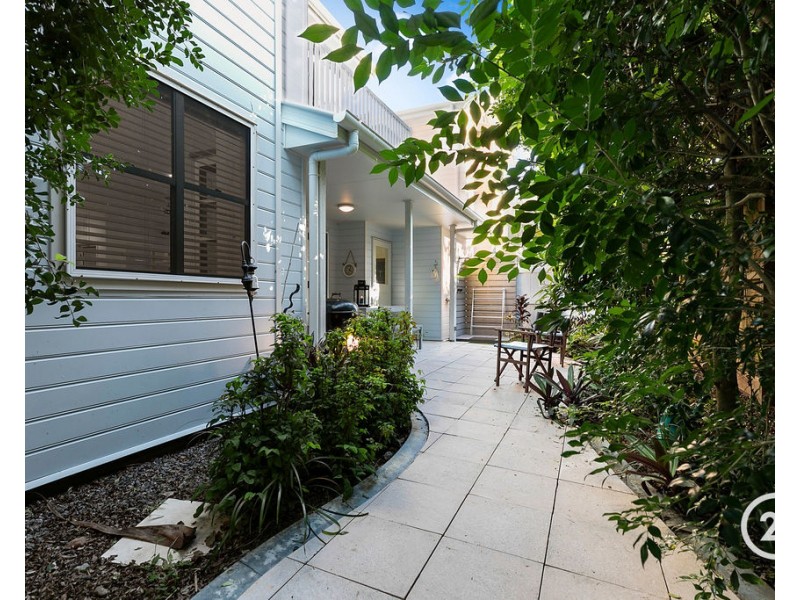 6/12 Duke Street, Sunshine Beach QLD 4567