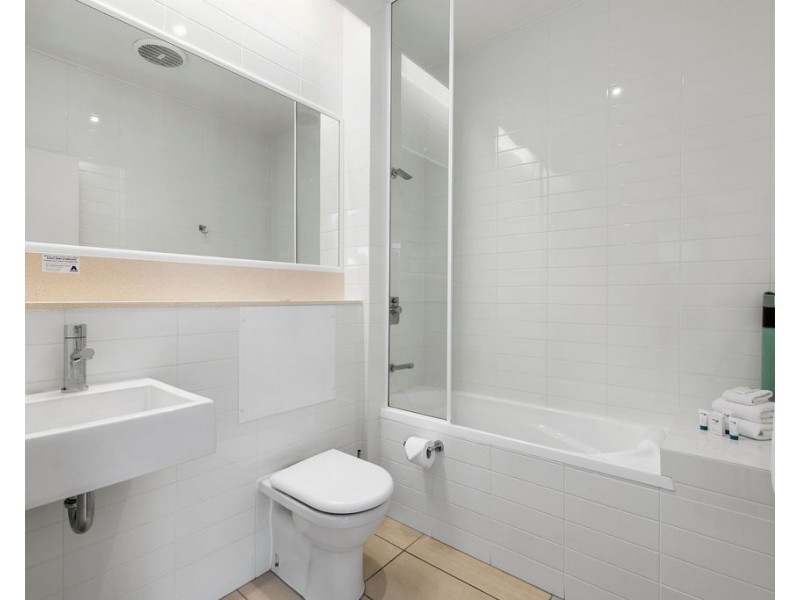 18/152-158 Noosa Parade, Noosaville QLD 4566