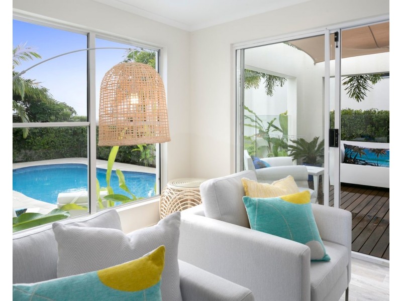 44 Arkana Drive, Noosa Heads QLD 4567