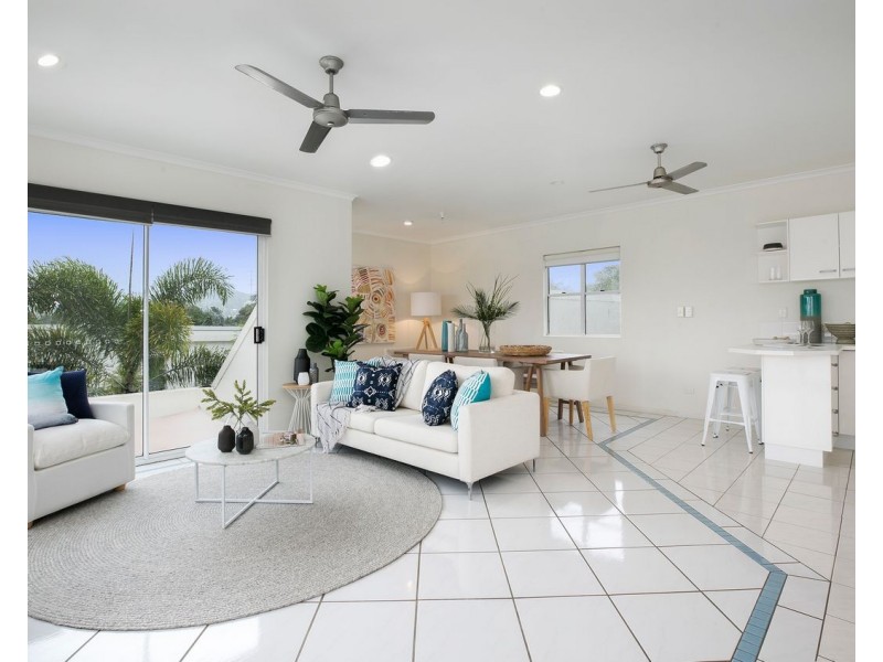 44 Arkana Drive, Noosa Heads QLD 4567