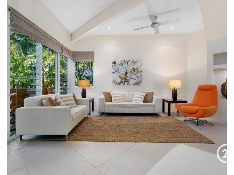 2/1 Ferris Street, Sunshine Beach QLD 4567