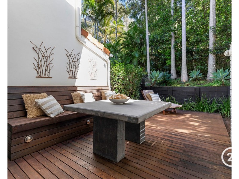 2/1 Ferris Street, Sunshine Beach QLD 4567