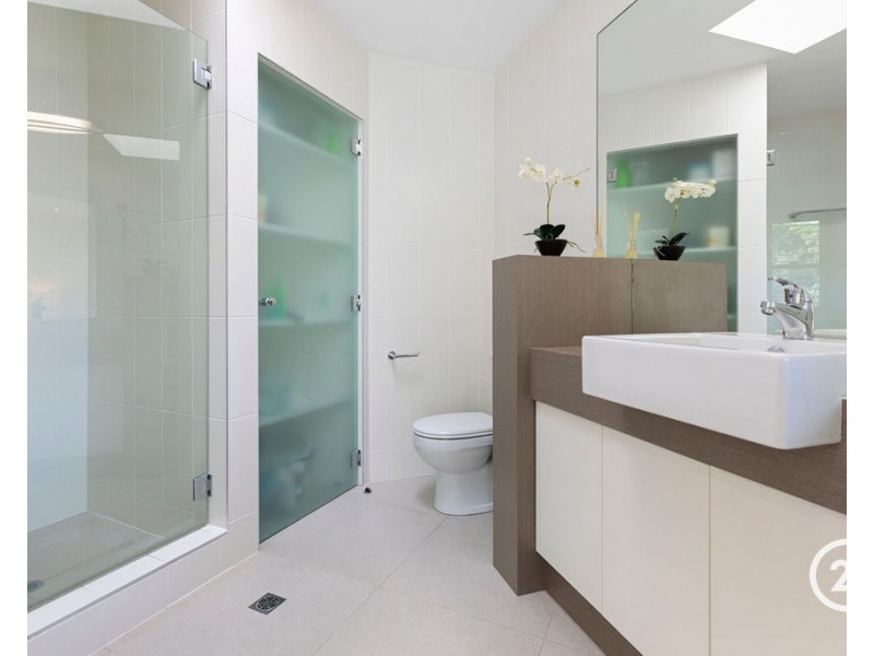 2/1 Ferris Street, Sunshine Beach QLD 4567