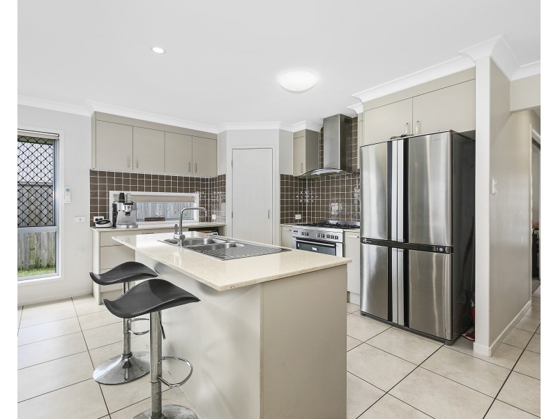 8 Silky Oak Court, Peregian Springs QLD 4573