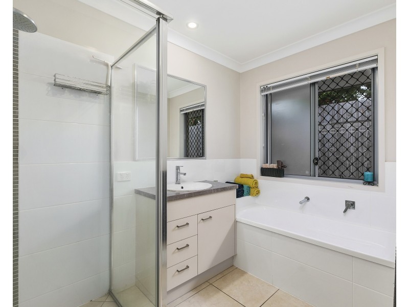 8 Silky Oak Court, Peregian Springs QLD 4573