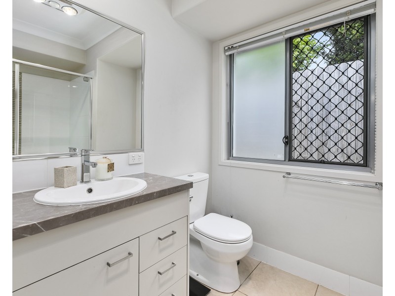 8 Silky Oak Court, Peregian Springs QLD 4573