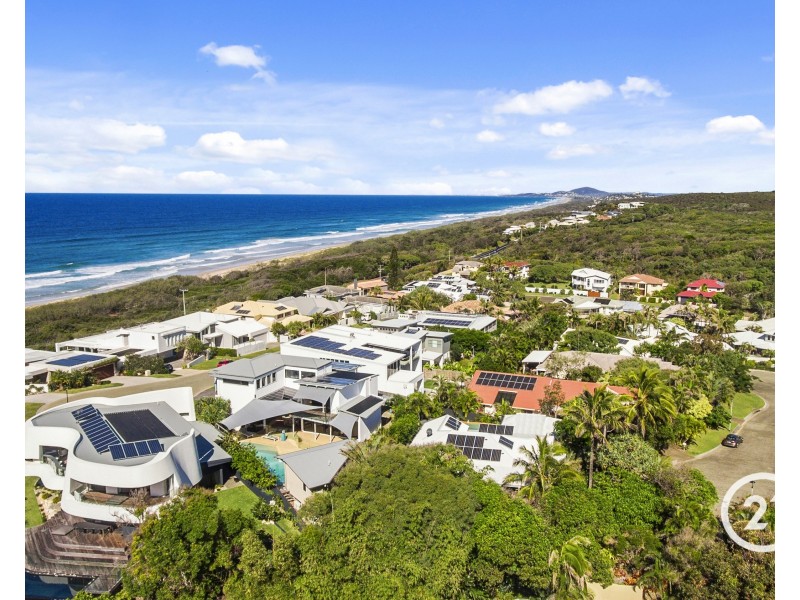 16 Daybreak Court, Castaways Beach QLD 4567