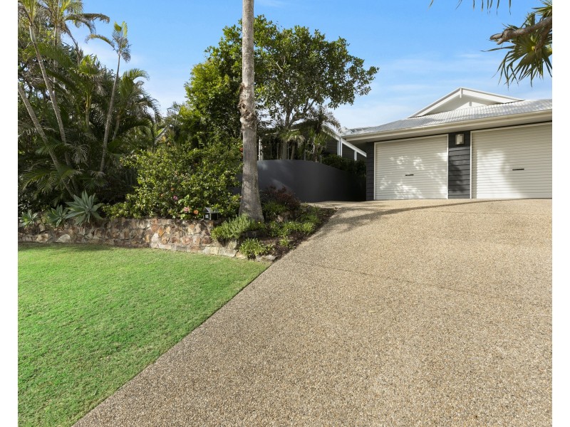 16 Daybreak Court, Castaways Beach QLD 4567