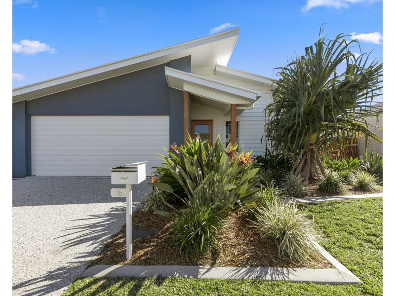 16 Long Board Street, Peregian Beach QLD 4573