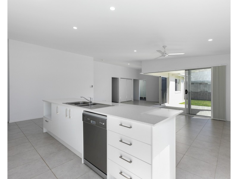 16 Long Board Street, Peregian Beach QLD 4573