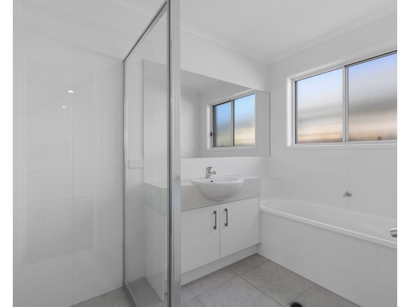 16 Long Board Street, Peregian Beach QLD 4573